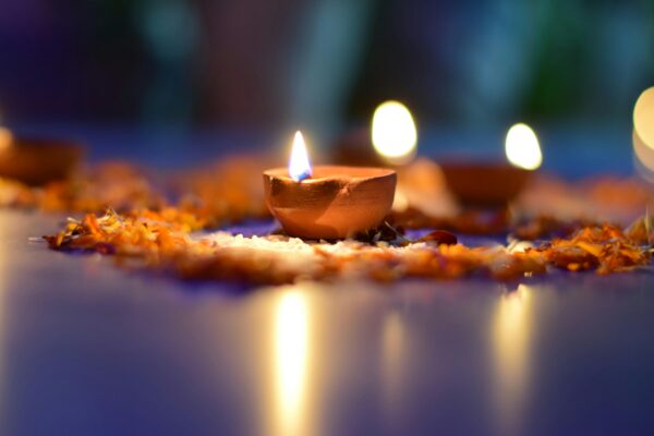 Clay diya for puja (9 pieces)